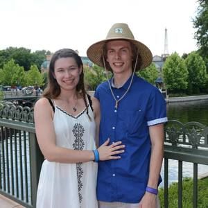 Meet your Posher, Mickey